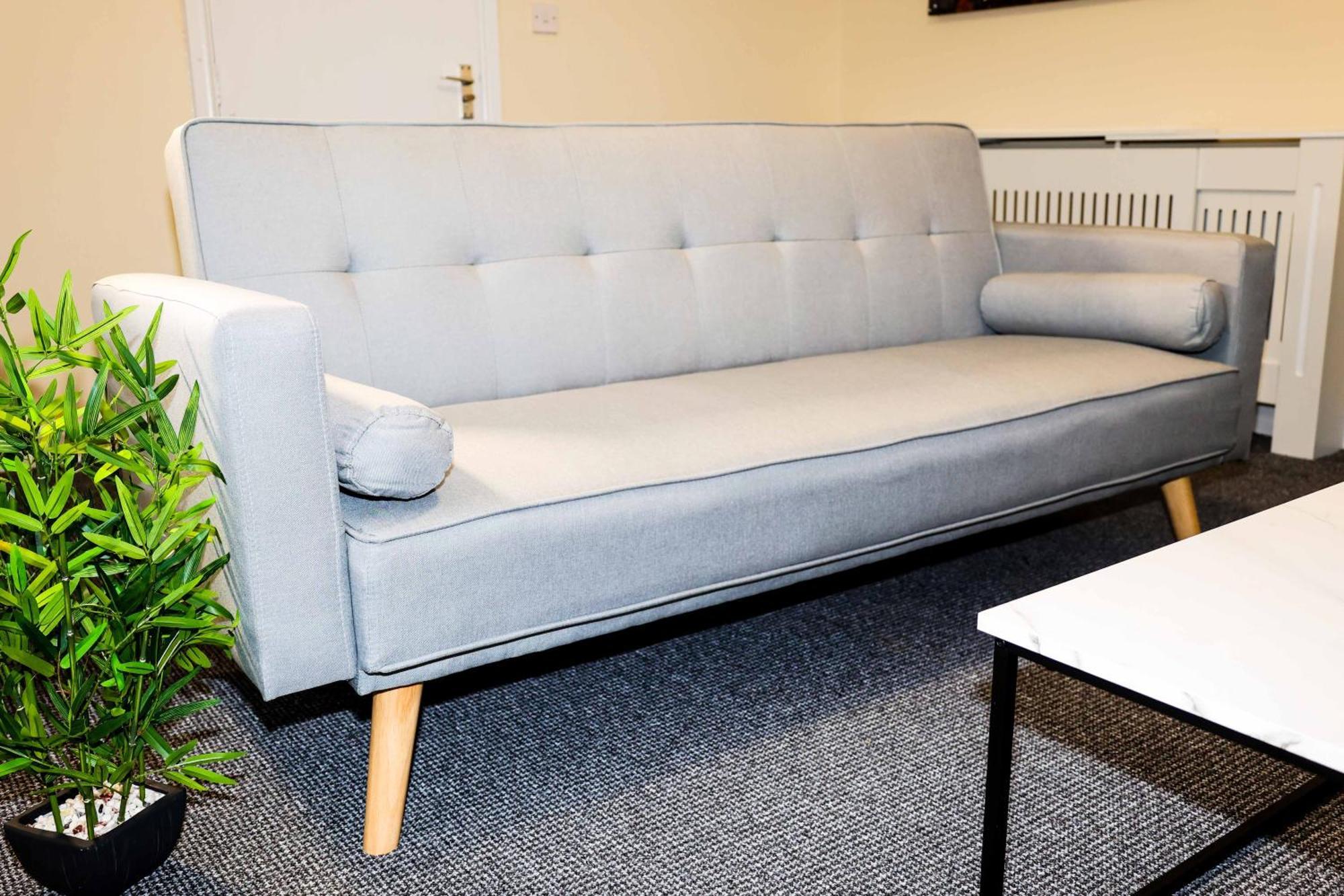 Lausory King Bed Living Your Luxe Home Away Nottingham Dış mekan fotoğraf